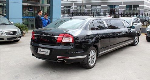 瑞麒G6加長(zhǎng)禮賓車(chē)實(shí)車(chē)曝光 預(yù)計(jì)售40萬(wàn)起