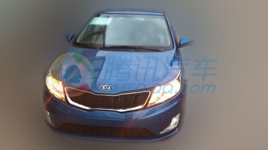 東風悅達起亞兩廂K2最新實拍諜照解讀